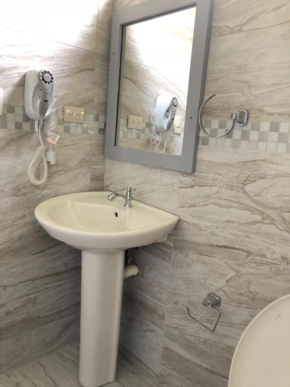 Hotel Las Palmas De Osa Ciudad Cortes Екстер'єр фото