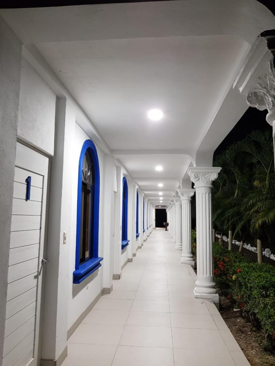 Hotel Las Palmas De Osa Ciudad Cortes Екстер'єр фото